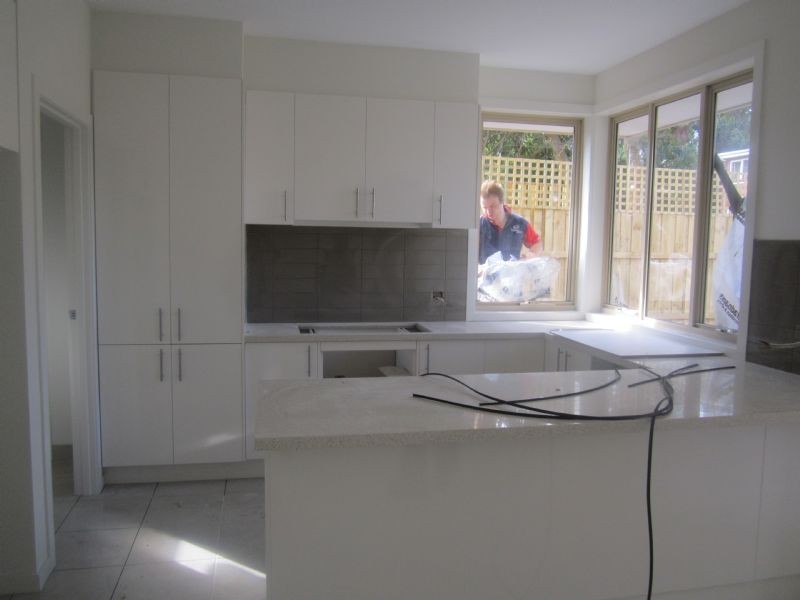 2/8 Panorama Street, Clayton VIC 3168