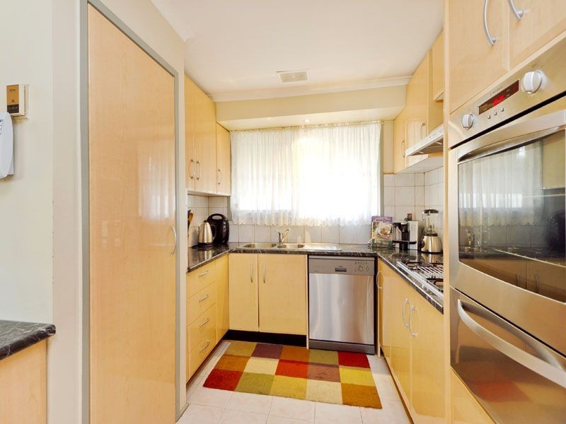 12 Bellavista Crescent, Clayton South VIC 3169