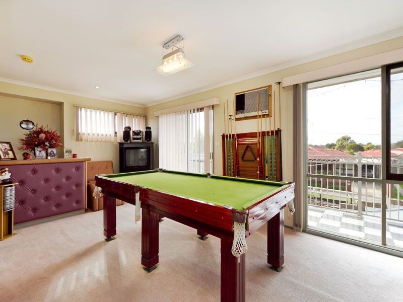 12 Bellavista Crescent, Clayton South VIC 3169