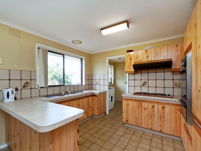3/16-18  Newport Road, Clayton South VIC 3169