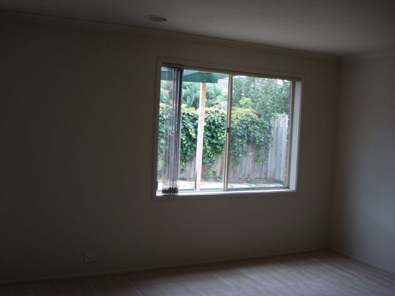 8 Browns Court, Clayton VIC 3168