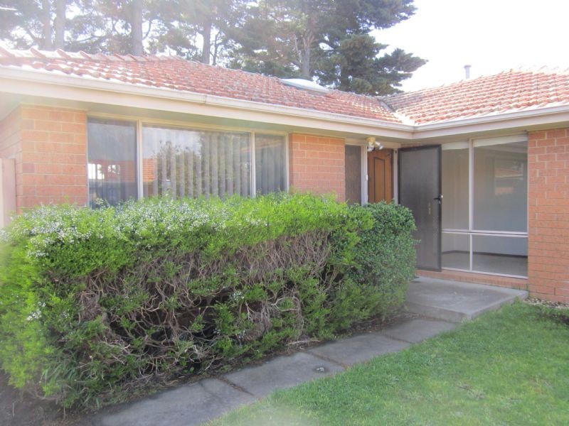 6/2 Cunningham Place, Oakleigh South VIC 3167