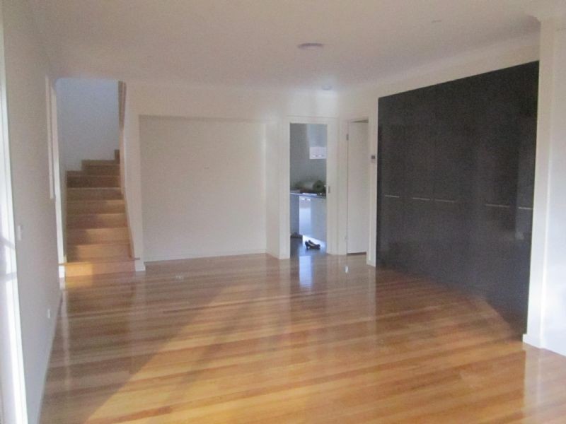 2/1 Eva Street, Clayton VIC 3168