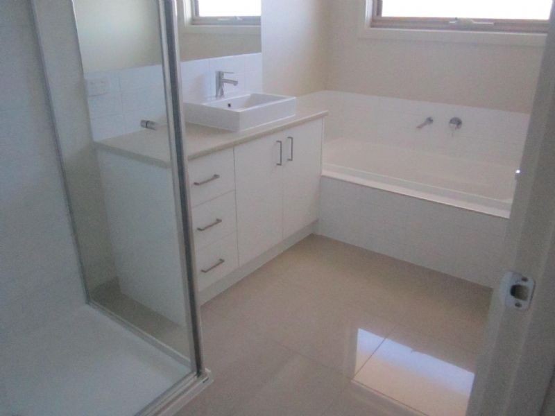 1/58 Margaret Street, Clayton VIC 3168