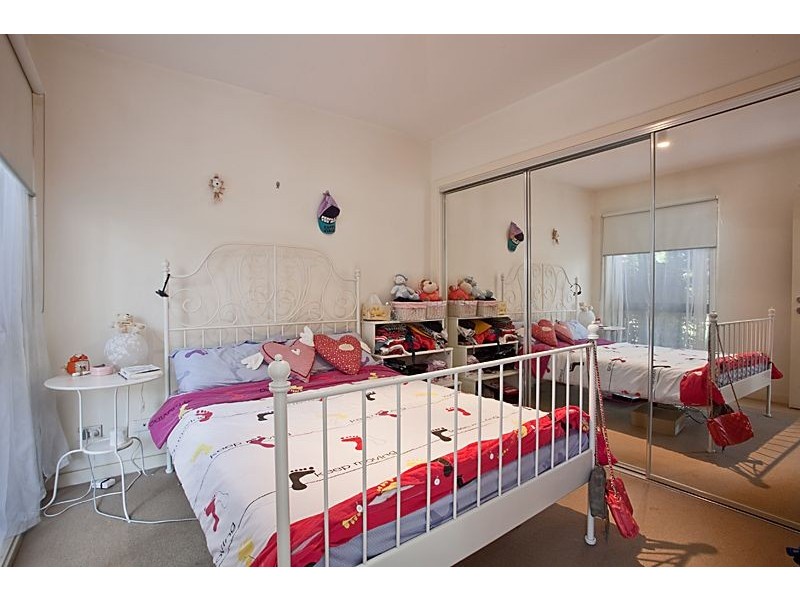 19/2 Monash Green Drive, Clayton VIC 3168