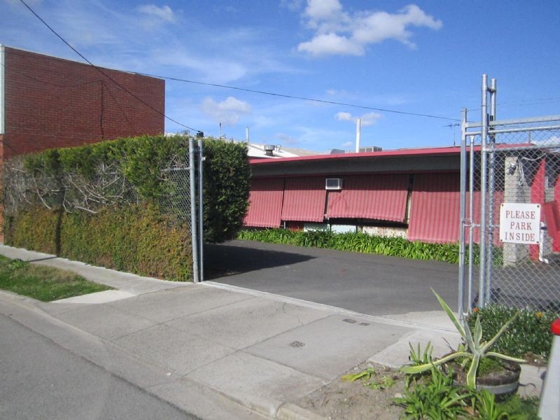 10 Fulton Street, Clayton VIC 3168