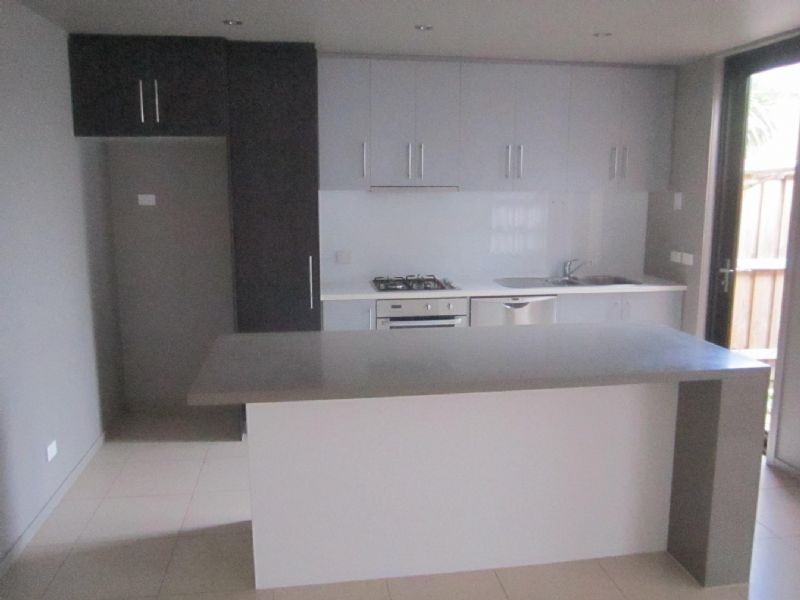 9 Botanic Drive, Clayton South VIC 3169