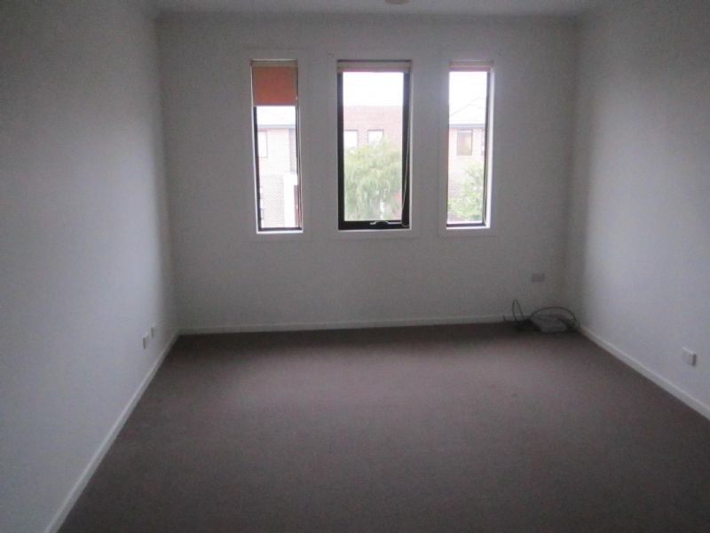 9 Botanic Drive, Clayton South VIC 3169