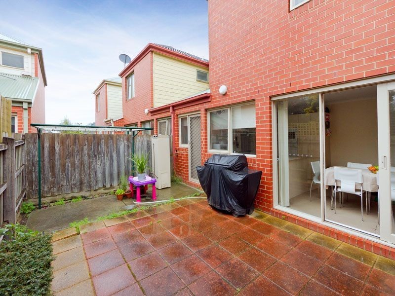 21 Crown Close, Oakleigh East VIC 3166