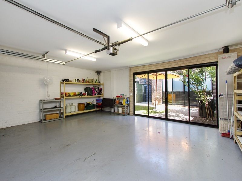 73 Rosebank Avenue, Clayton South VIC 3169