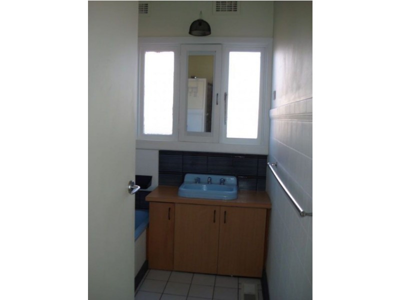 1/9 Irwin Street, Clayton VIC 3168