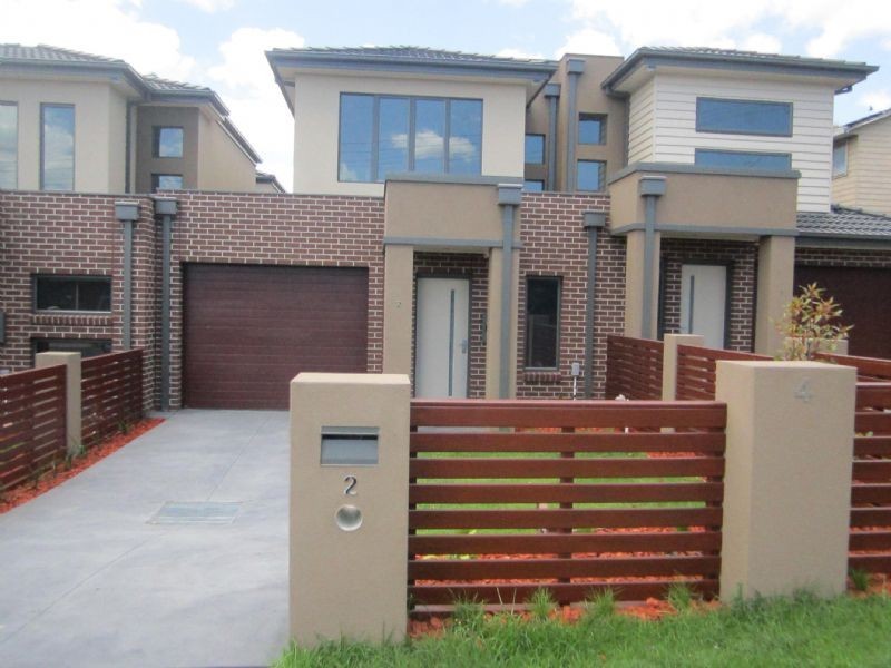 2/4 Rowson Grove, Clarinda VIC 3169