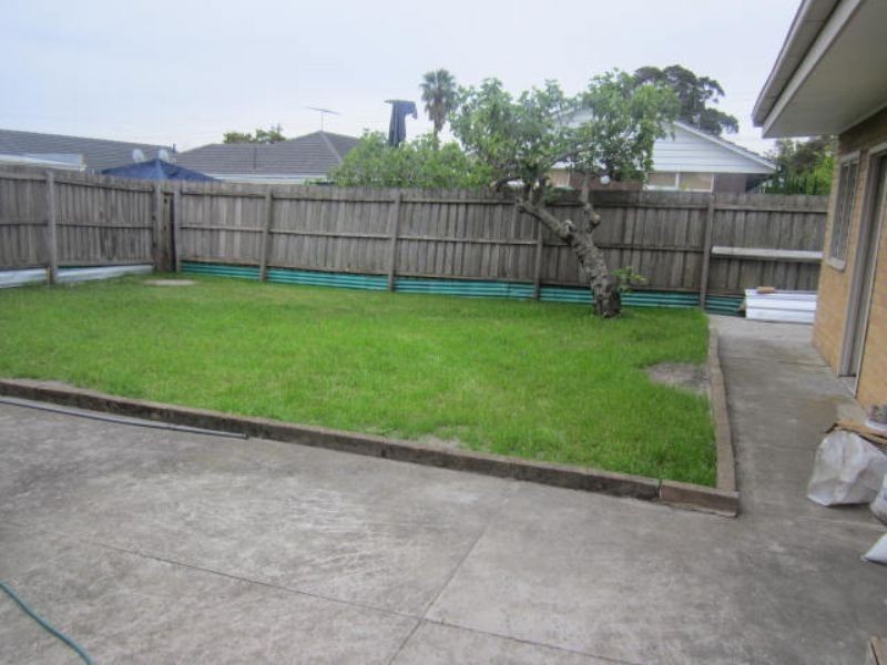 33 Kitson Road, Clayton South VIC 3169