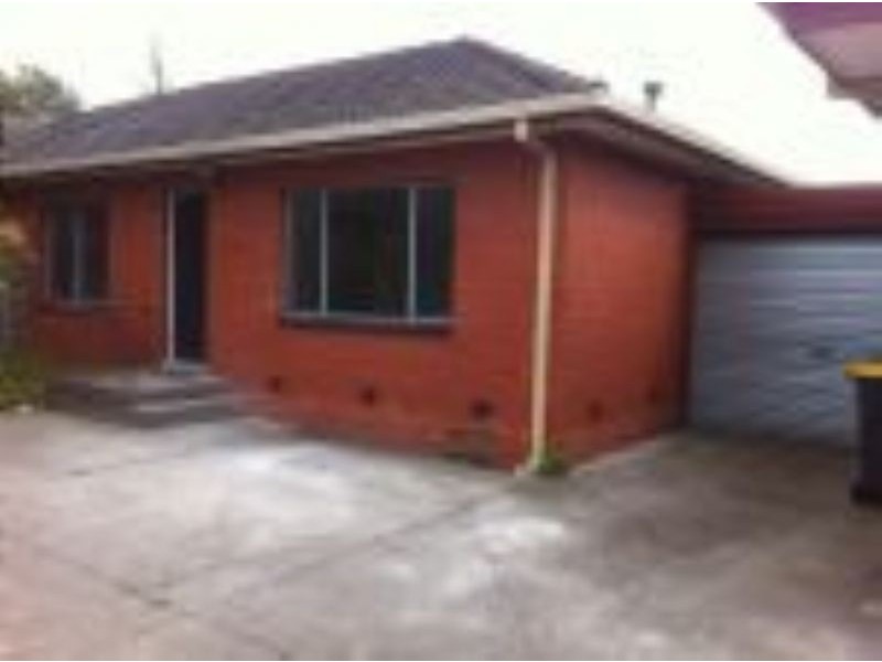 2/81 Ormond Road, Clayton VIC 3168