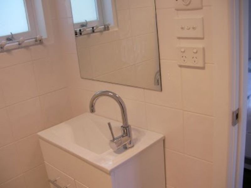 Room 7/70 Kanooka Grove, Clayton VIC 3168