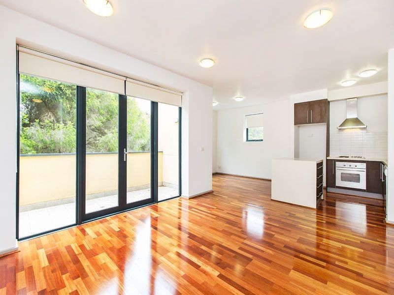 10/8-10 Browns Road, Clayton VIC 3168