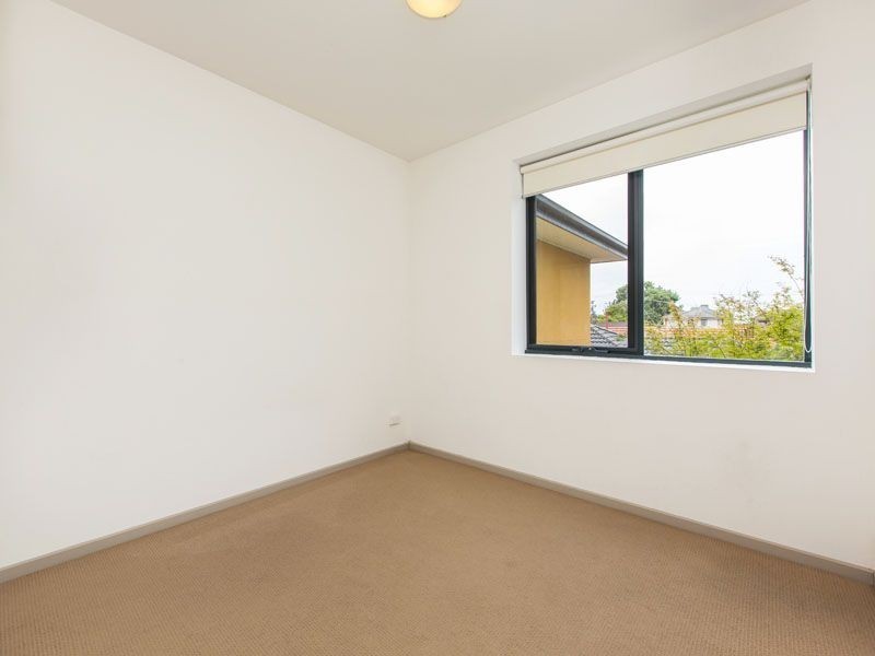 10/8-10 Browns Road, Clayton VIC 3168
