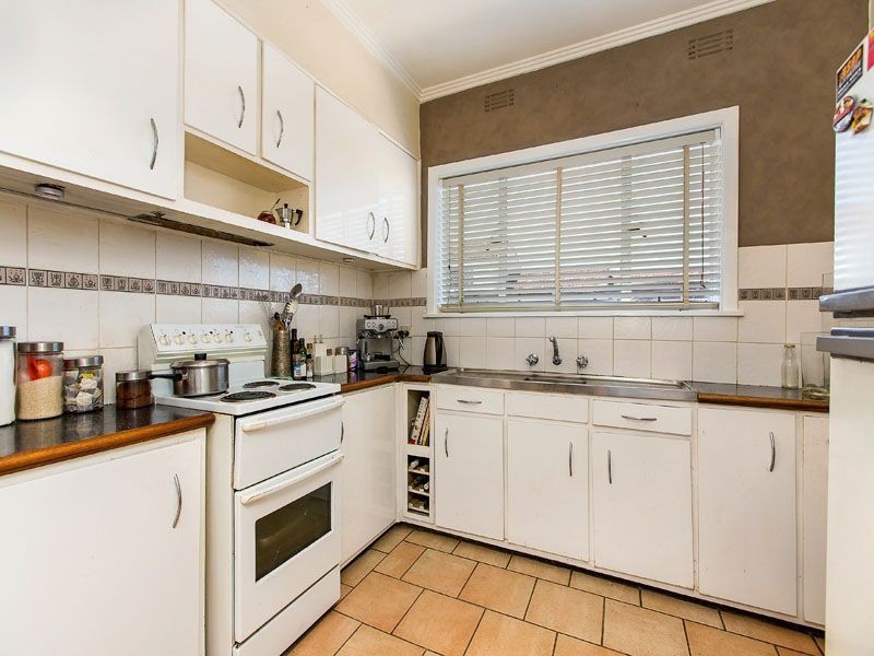 7 Lillian Street, Clayton VIC 3168