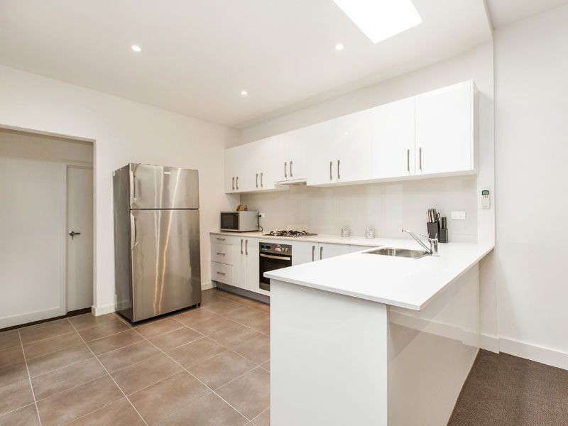 1/74 Harlington Street, Clayton VIC 3168