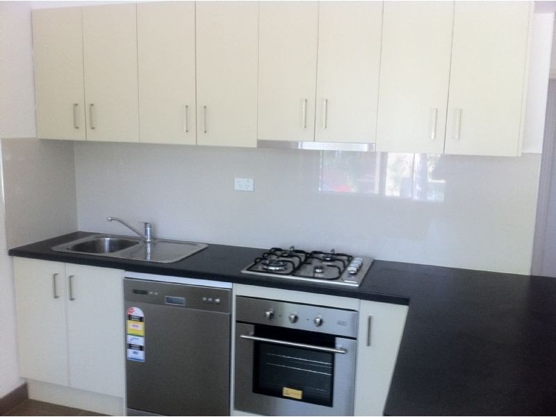 4/12 Bettina Street, Clayton VIC 3168