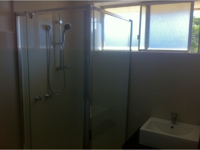 4/12 Bettina Street, Clayton VIC 3168