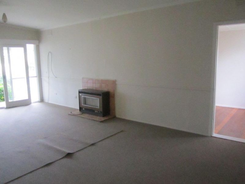 14 Wynnstay Road, Seaford VIC 3198