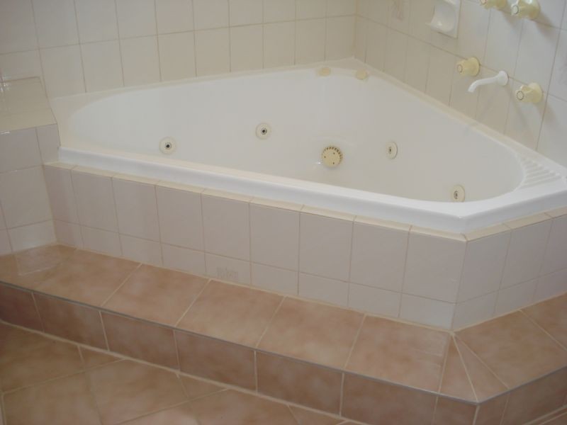 1/4 Hammence Street, Glen Waverley VIC 3150