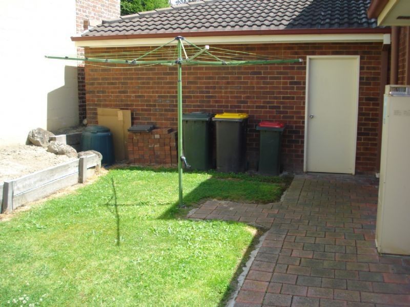 1/4 Hammence Street, Glen Waverley VIC 3150