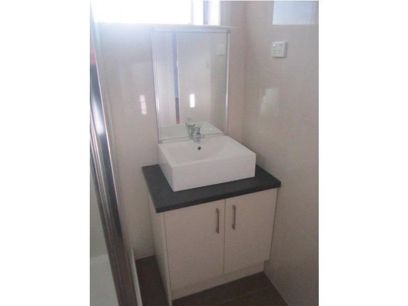 4/12 Bettina Street, Clayton VIC 3168