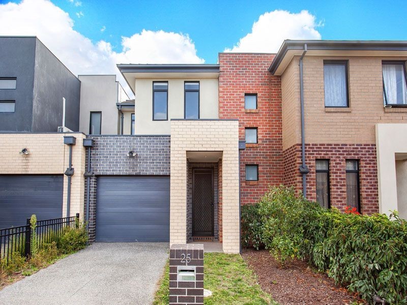 25 Botanic Drive, Clayton South VIC 3169