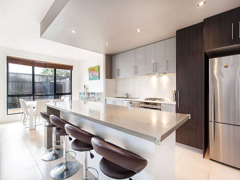 25 Botanic Drive, Clayton South VIC 3169