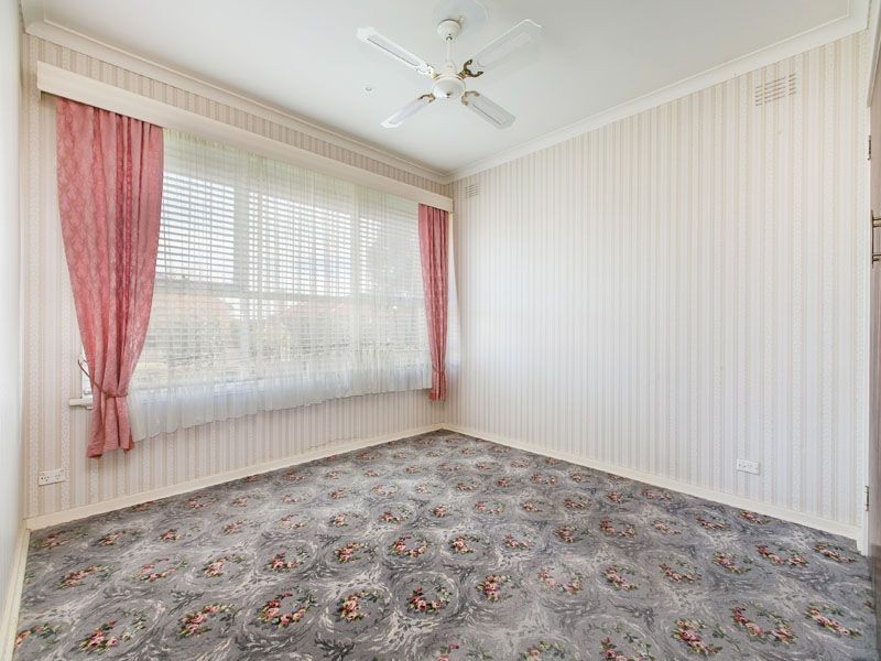 2 Brentwood Close, Clayton South VIC 3169