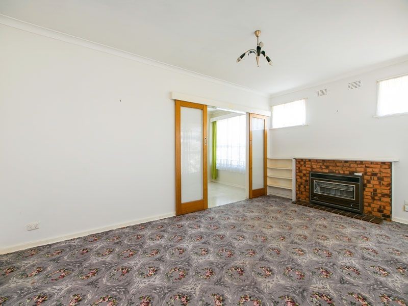 2 Brentwood Close, Clayton South VIC 3169
