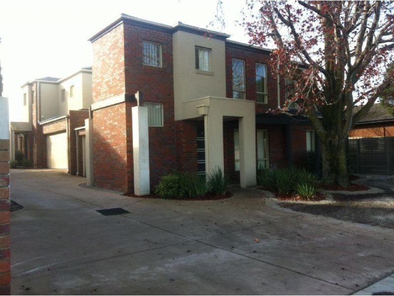 1/699-701 Heatherton Road, Clayton South VIC 3169