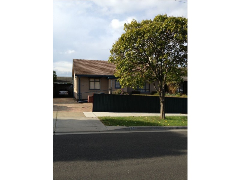 28 Hawthorn Road, Doveton VIC 3177