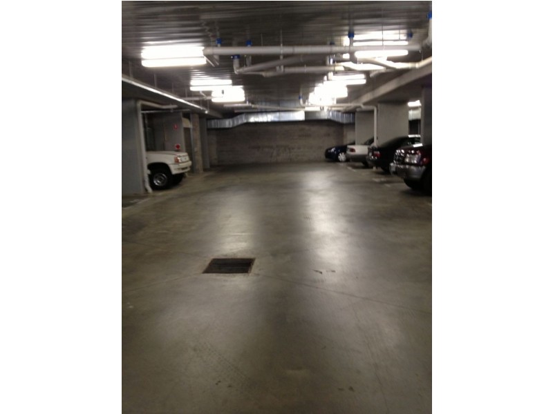 1, 27 , 31/4 Hutton Road, Dandenong VIC 3175