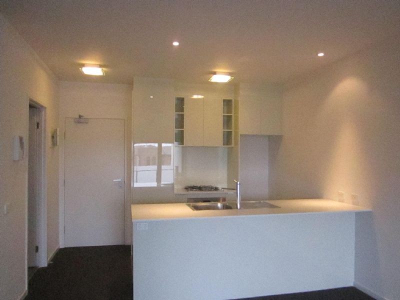 B222/61-111 Rosebank Avenue, Clayton South VIC 3169