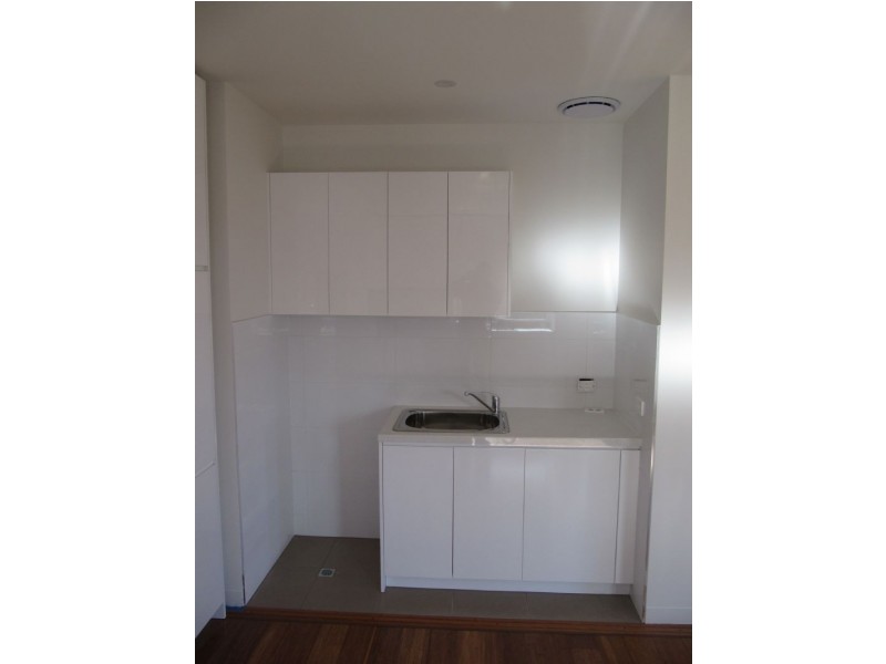 47 Springs Road, Clayton South VIC 3169