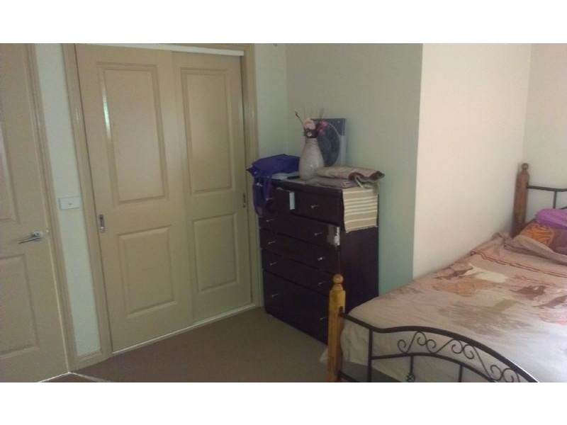 1/104 Kelvinside Road, Noble Park VIC 3174