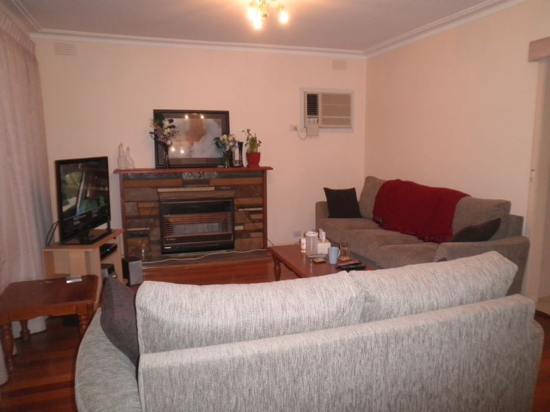 88 Whites Lane, Glen Waverley VIC 3150