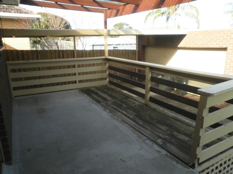 88 Whites Lane, Glen Waverley VIC 3150