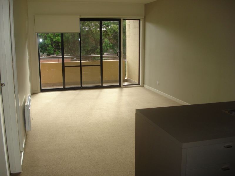 12/1 Monash Green Drive, Clayton VIC 3168
