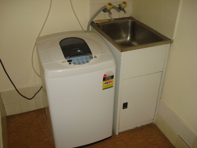 2/8 Dennis Street, Clayton VIC 3168