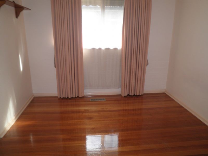 88 Whites Lane, Glen Waverley VIC 3150