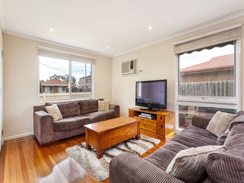 21 Newcombe Court, Clayton South VIC 3169