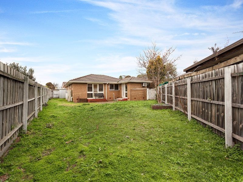 20 Orloff Close, Clayton South VIC 3169