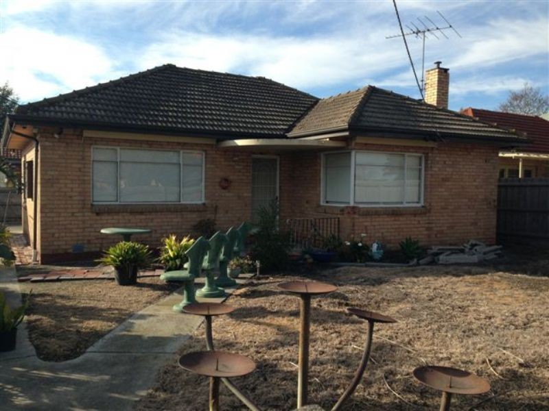 136 East Boundary Road, Bentleigh East VIC 3165