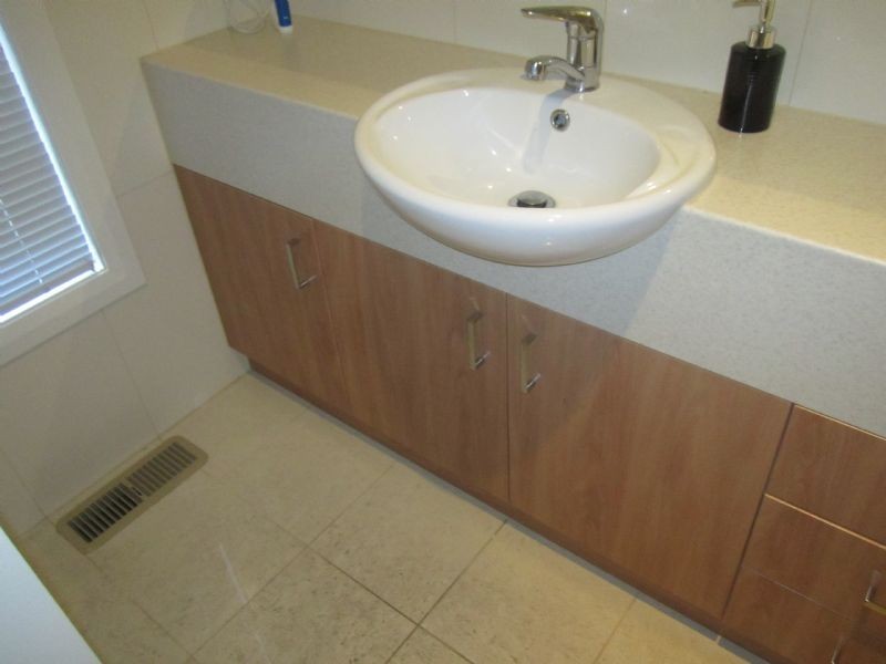 1/6 Hourigan Avenue, Clayton VIC 3168