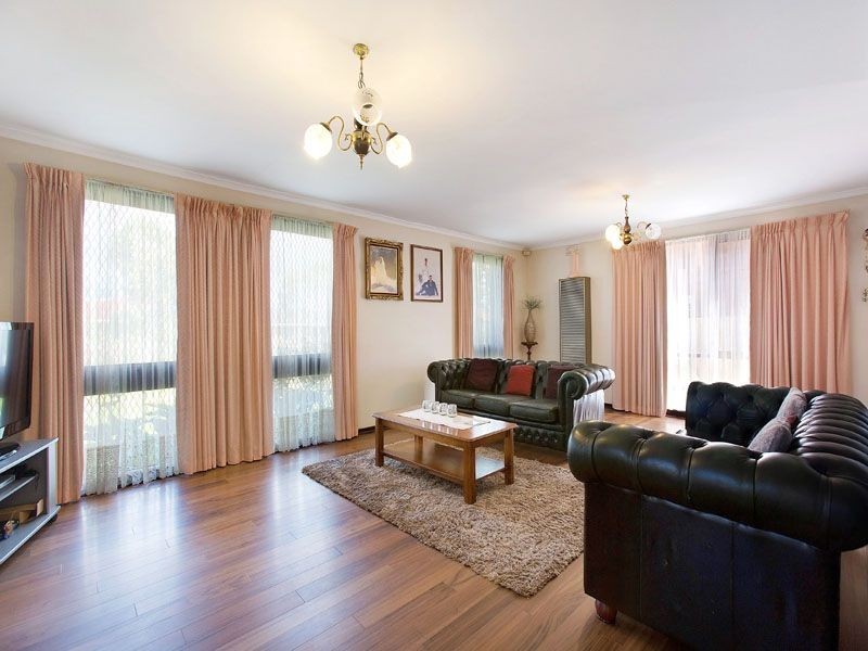 9 Carbine Avenue, Clarinda VIC 3169