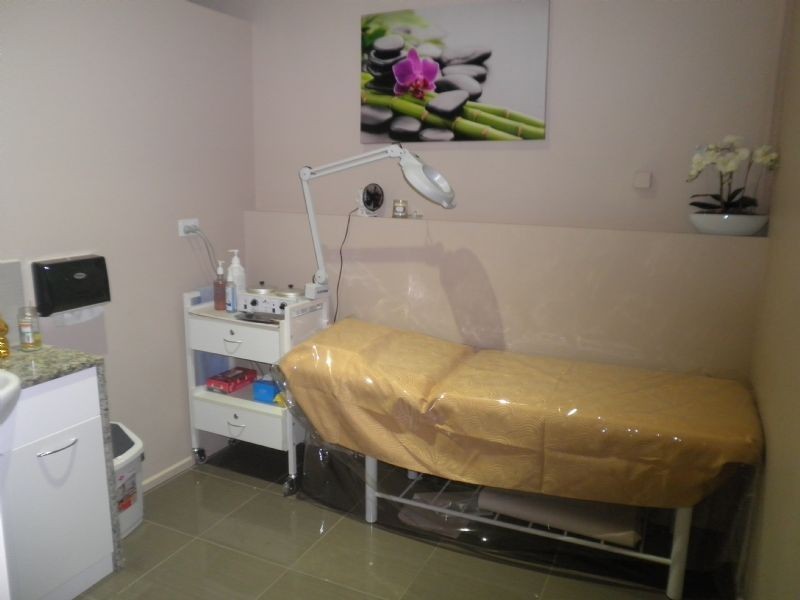 SHOP 1461 centre road, Clayton VIC 3168